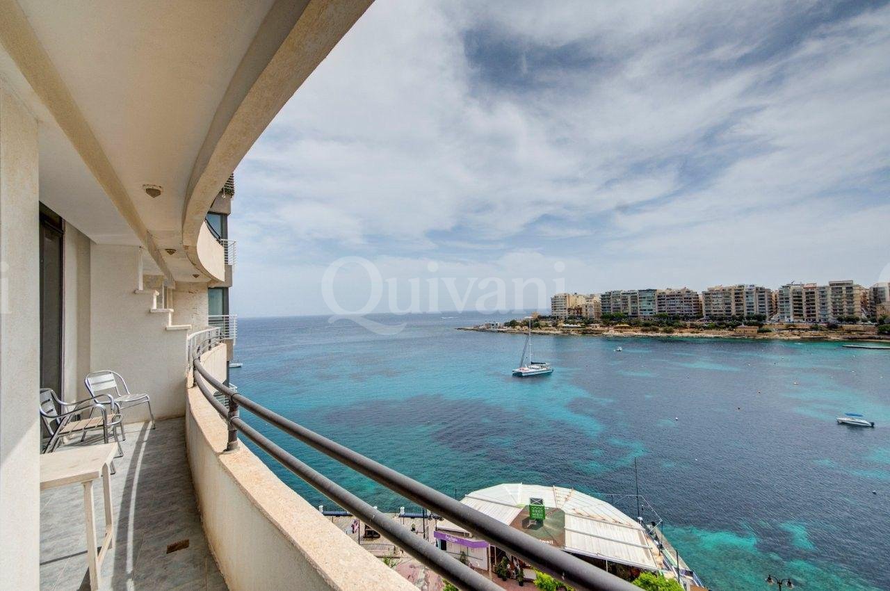 Seafront corner St Julians apartment