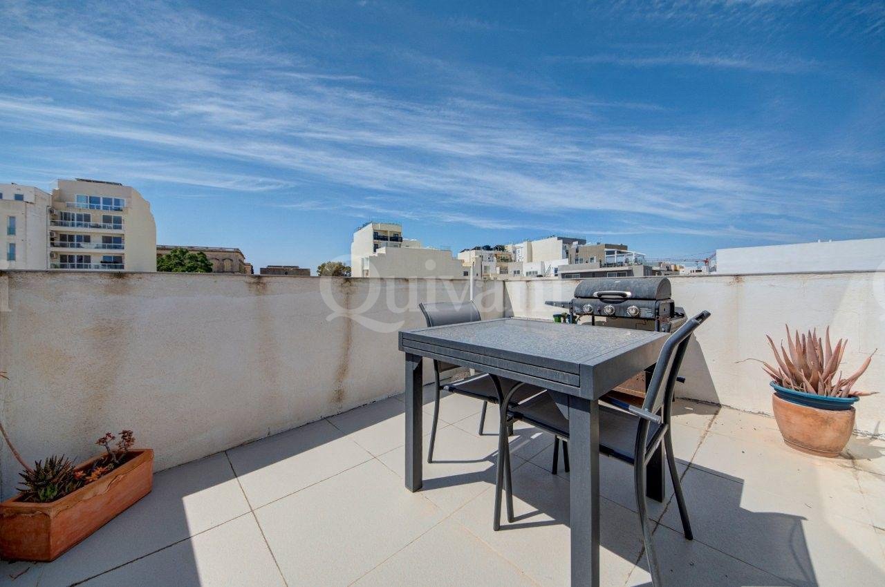 St Julians, Penthouse