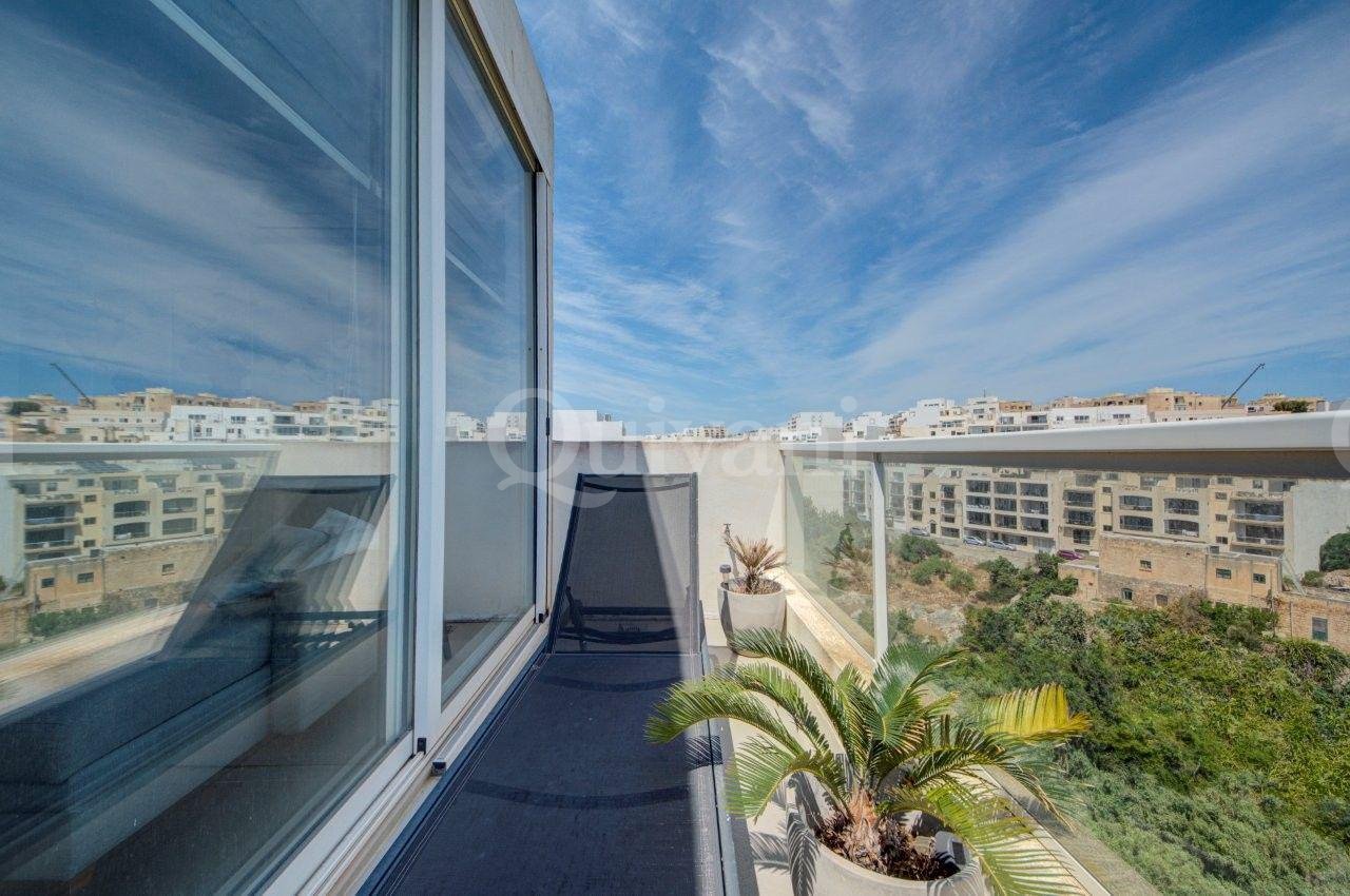 St Julians, Penthouse