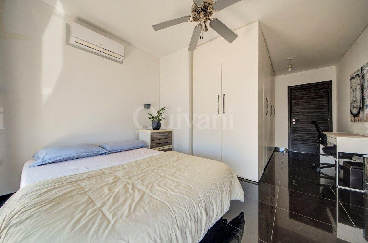 St Julians, Penthouse