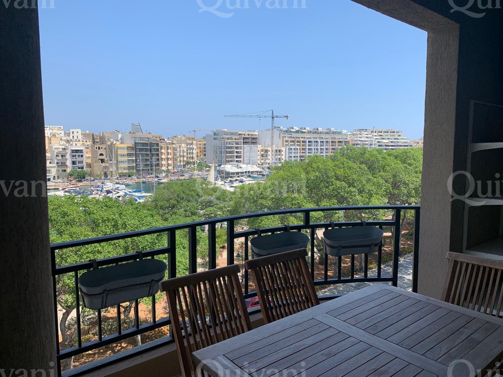 3 Bedroom seafront Apartment