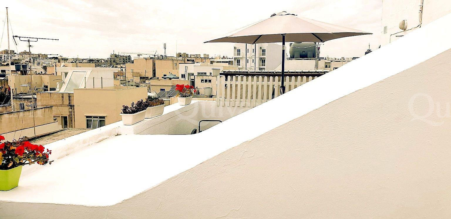 2 Bedroom Penthouse in Sliema