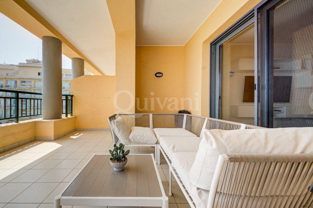 Apartment in Portomaso overlooking Laguna