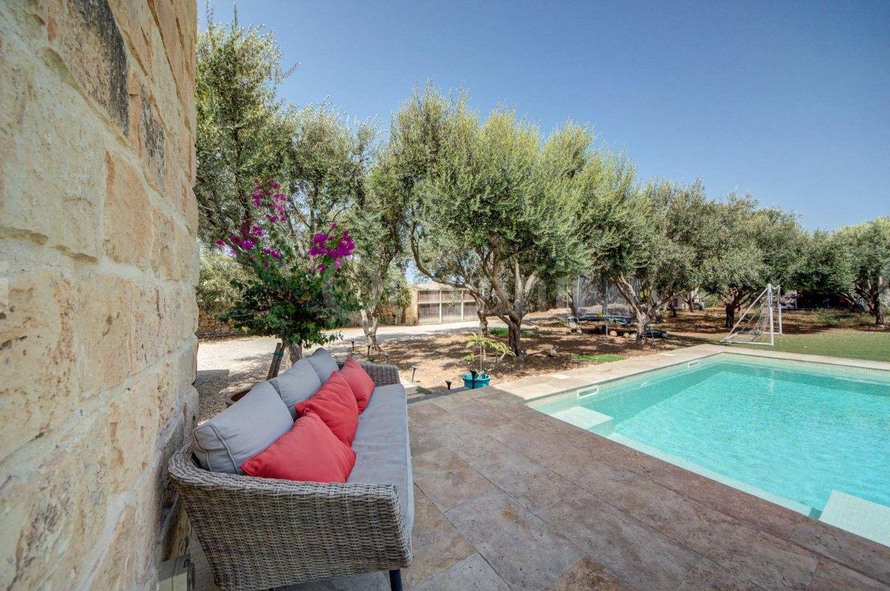 Exceptional Countryside Residence in Naxxar