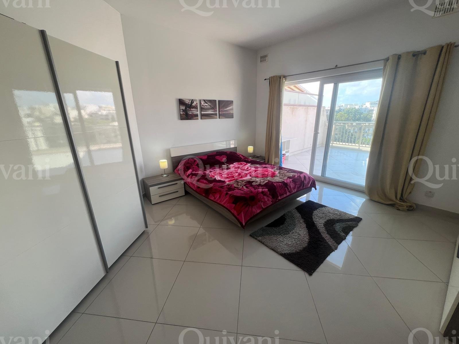 St Julians, Penthouse