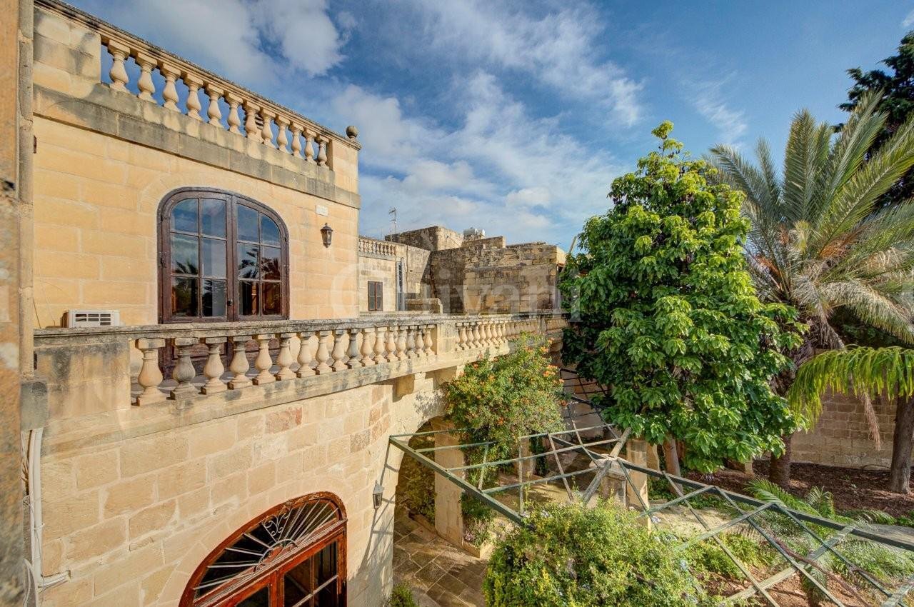 Balzan, Converted House of Character