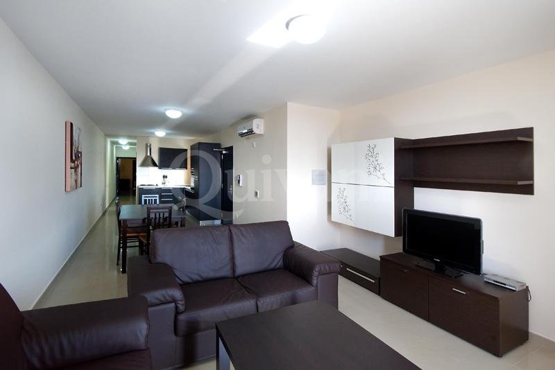 Gzira, Furnished Apartment 2 bed