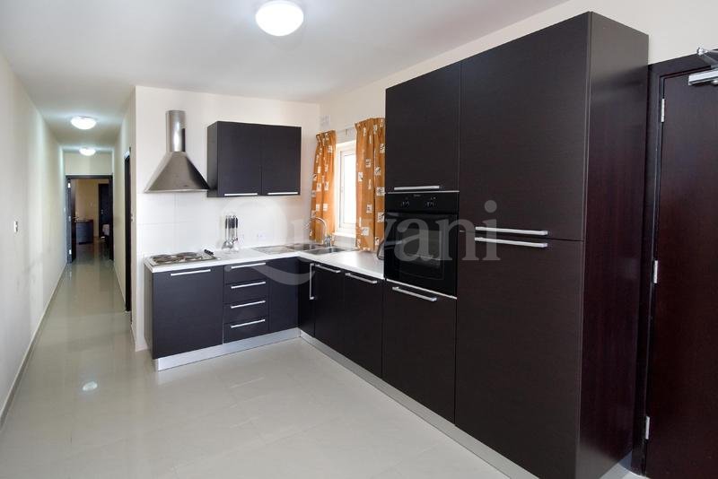 Gzira, Furnished Apartment 2 bed