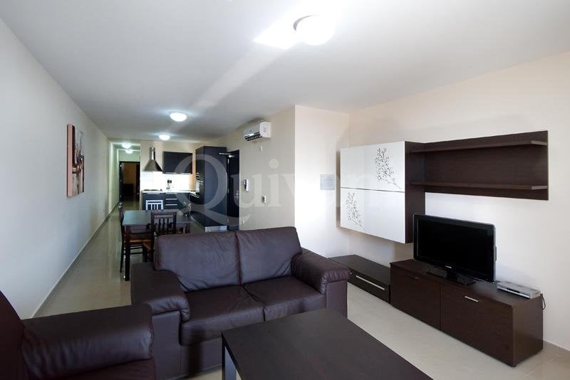 Gzira, Furnished Apartment 2 bed