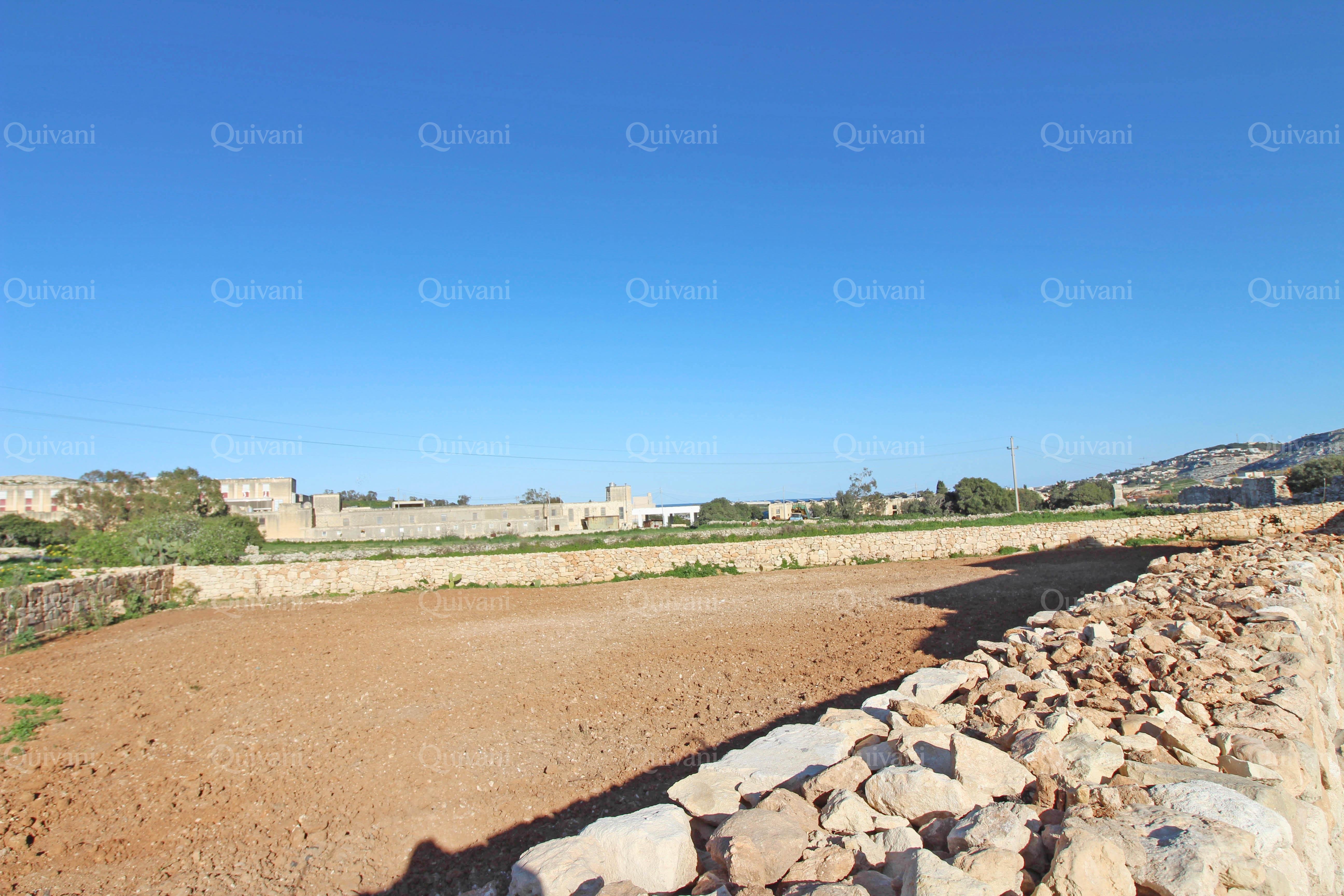 Naxxar, Unconverted Farmhouse