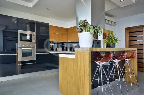 Sliema, Furnished Penthouse