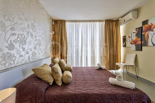 Sliema, Furnished Penthouse