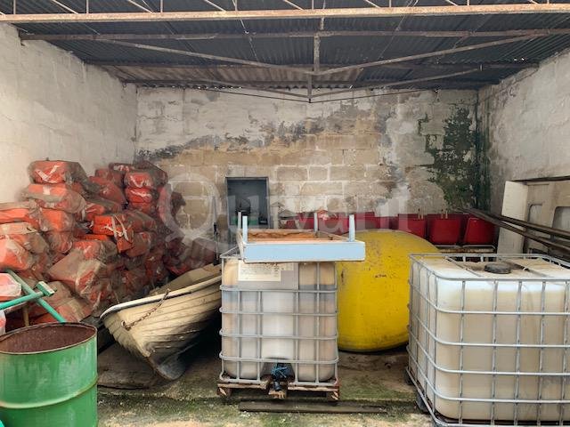 Santa Venera, Finished Warehouse