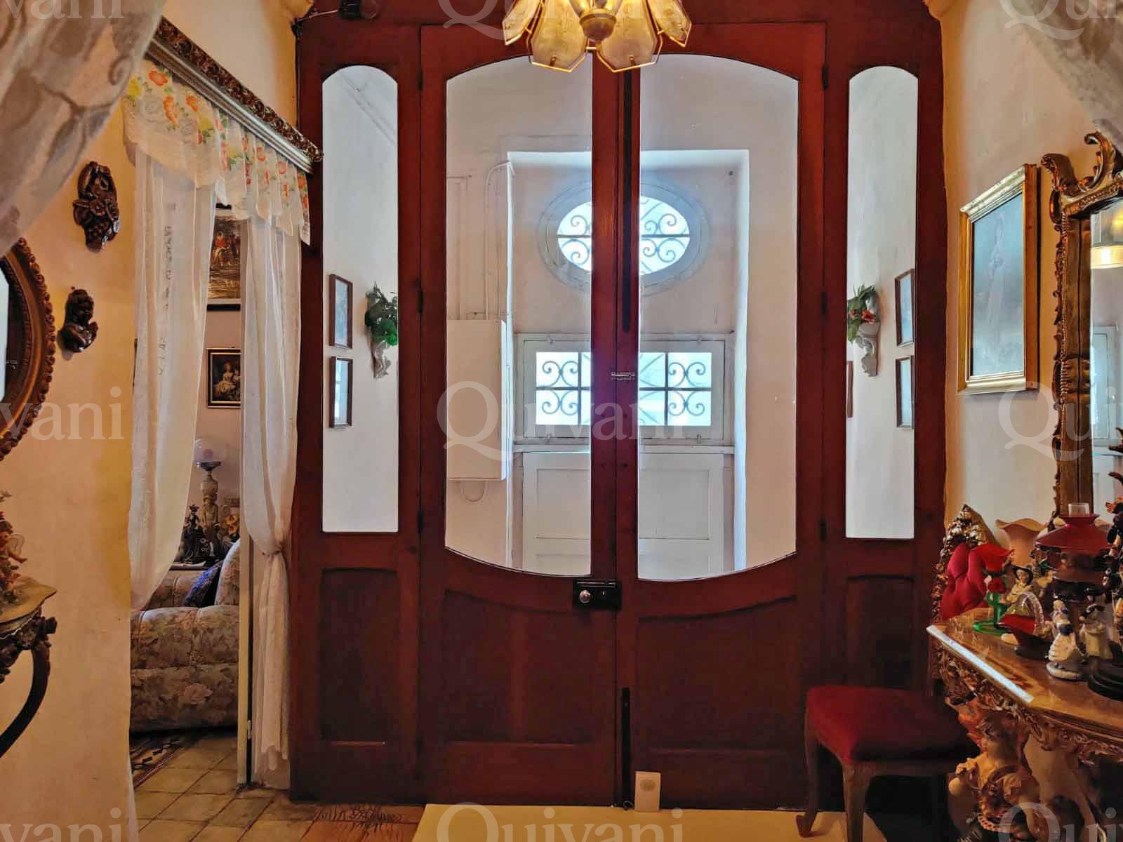 Senglea, Unconverted Town House