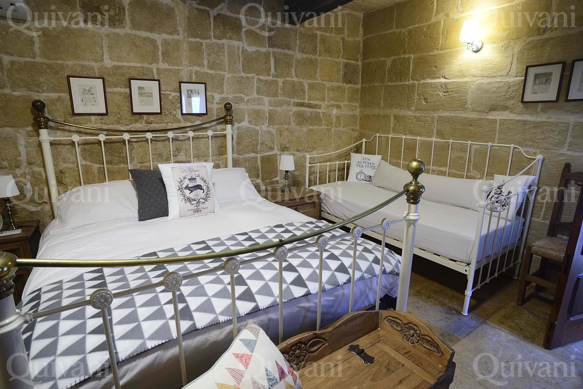 Tarxien, Converted House of Character