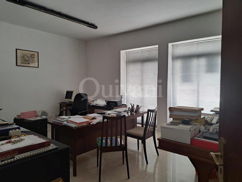 Ta'' Xbiex, Fully Equipped Office