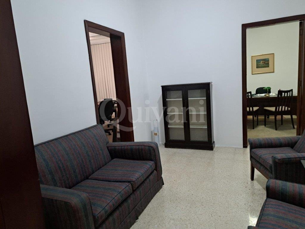 Ta'' Xbiex, Fully Equipped Office