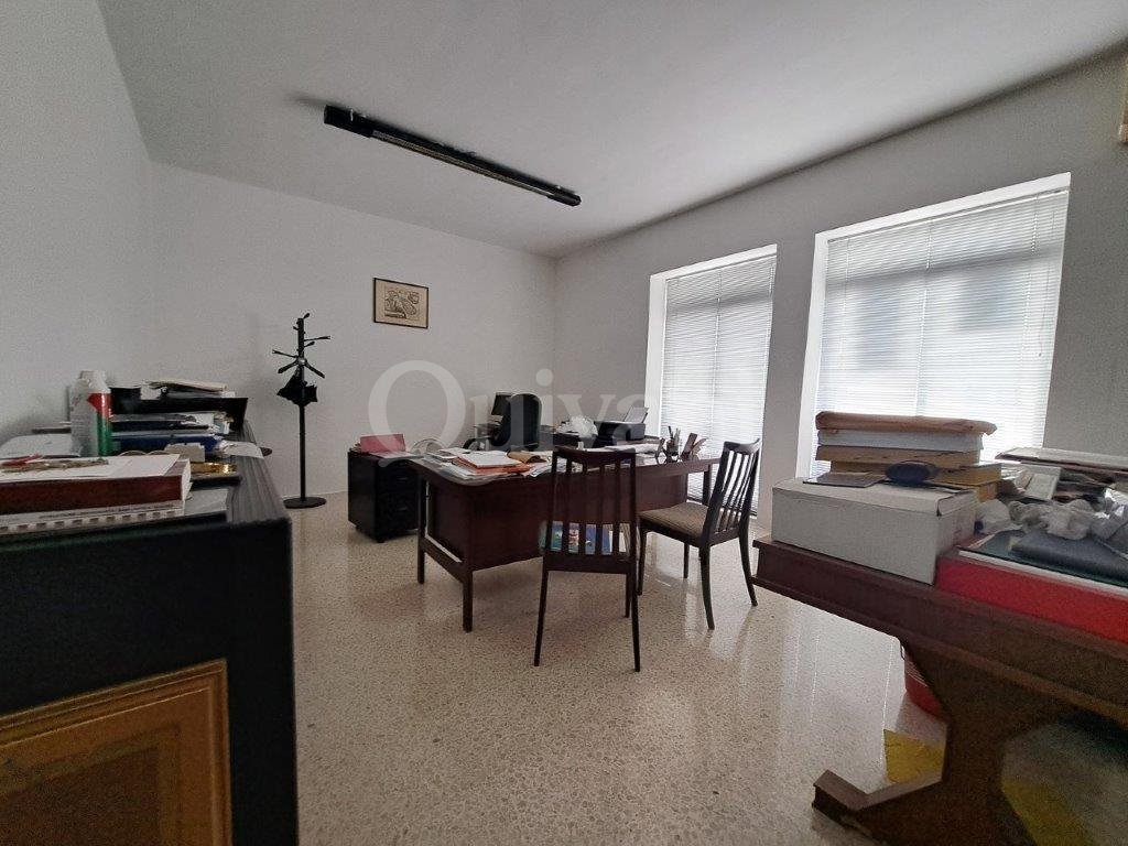 Ta'' Xbiex, Fully Equipped Office