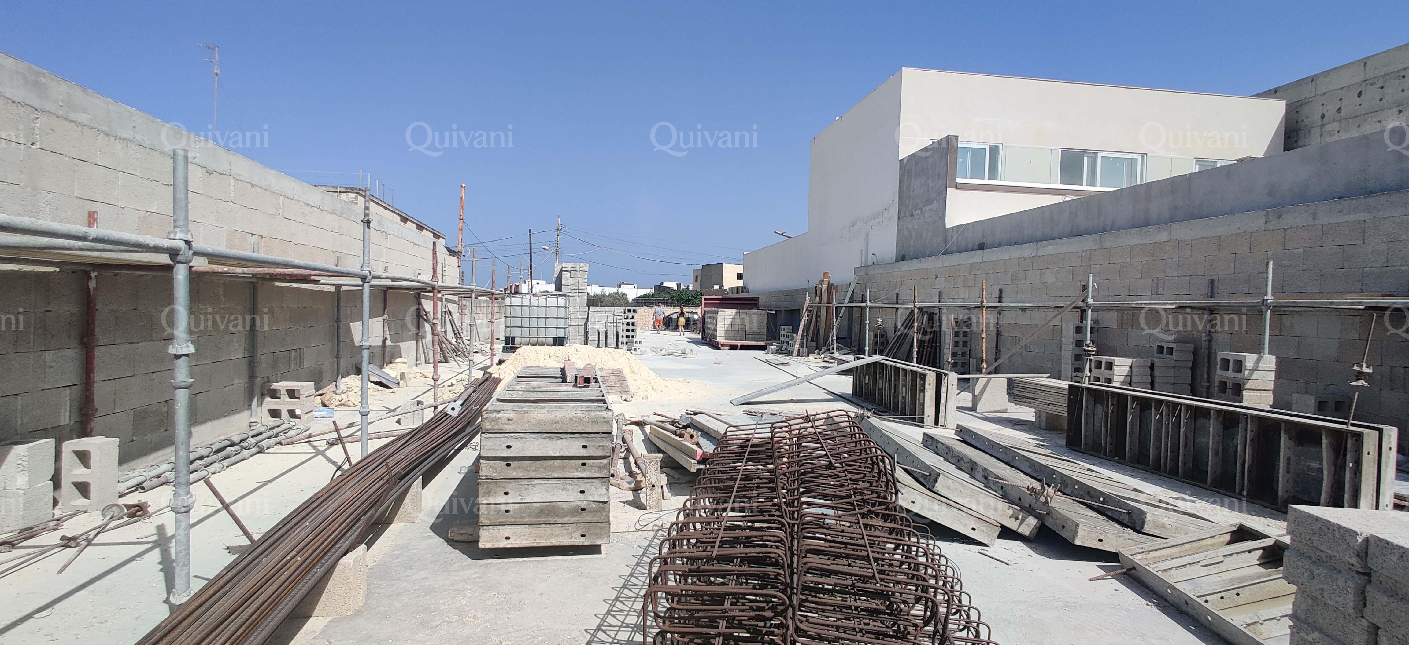 Zebbug, Shell Warehouse