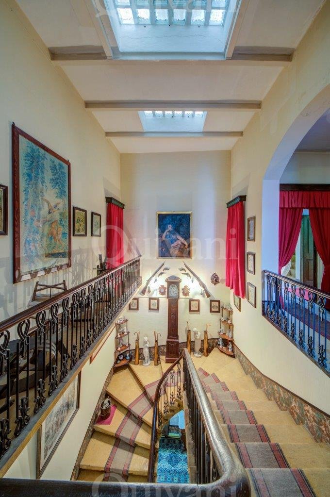 Lija, Converted Palazzo