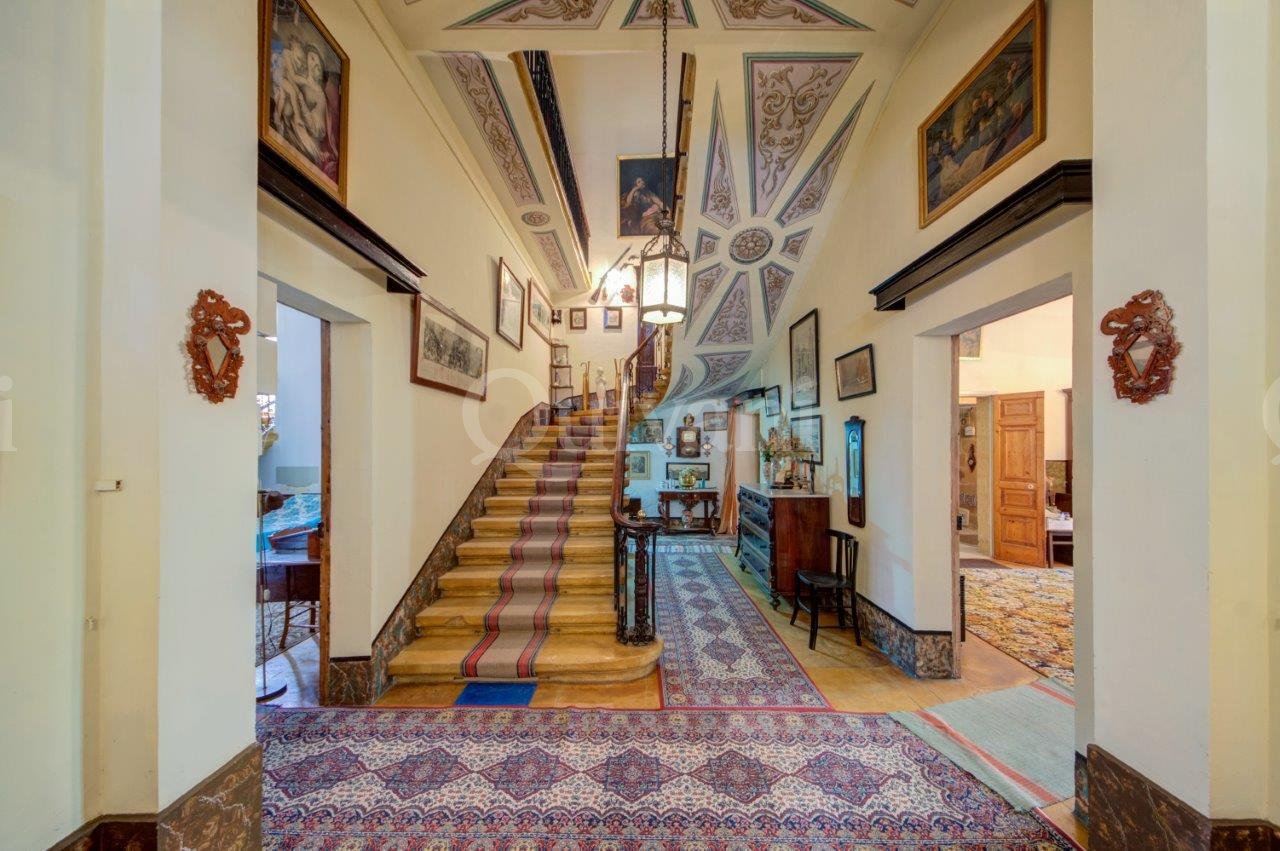 Lija, Converted Palazzo