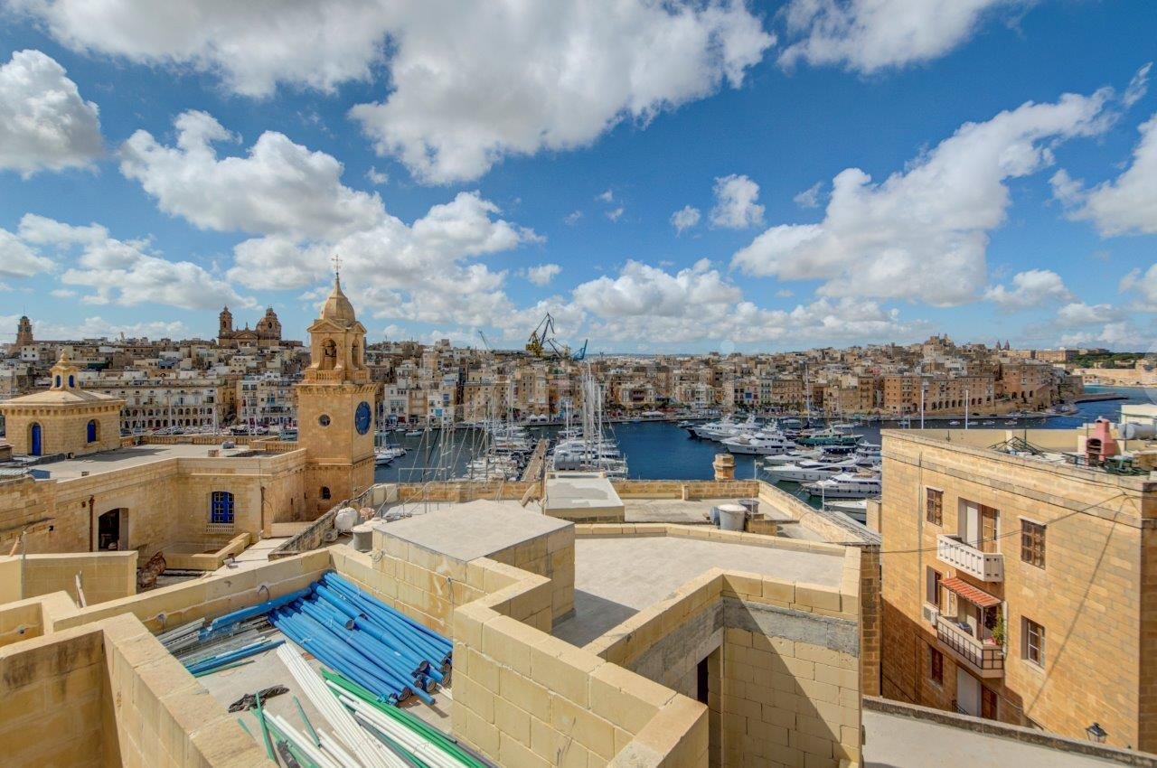 Vittoriosa, Unconverted Townhouse