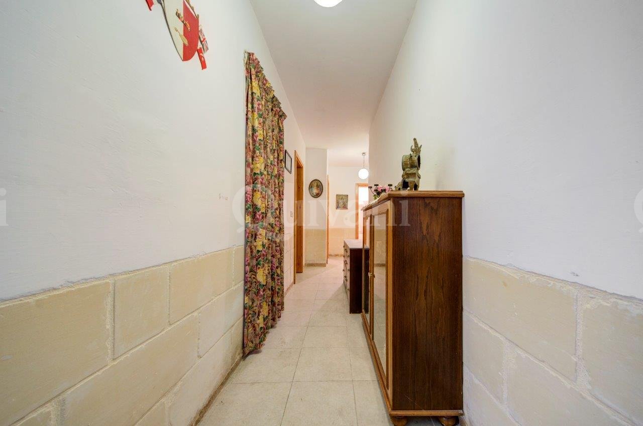 Valletta, Finished Maisonette