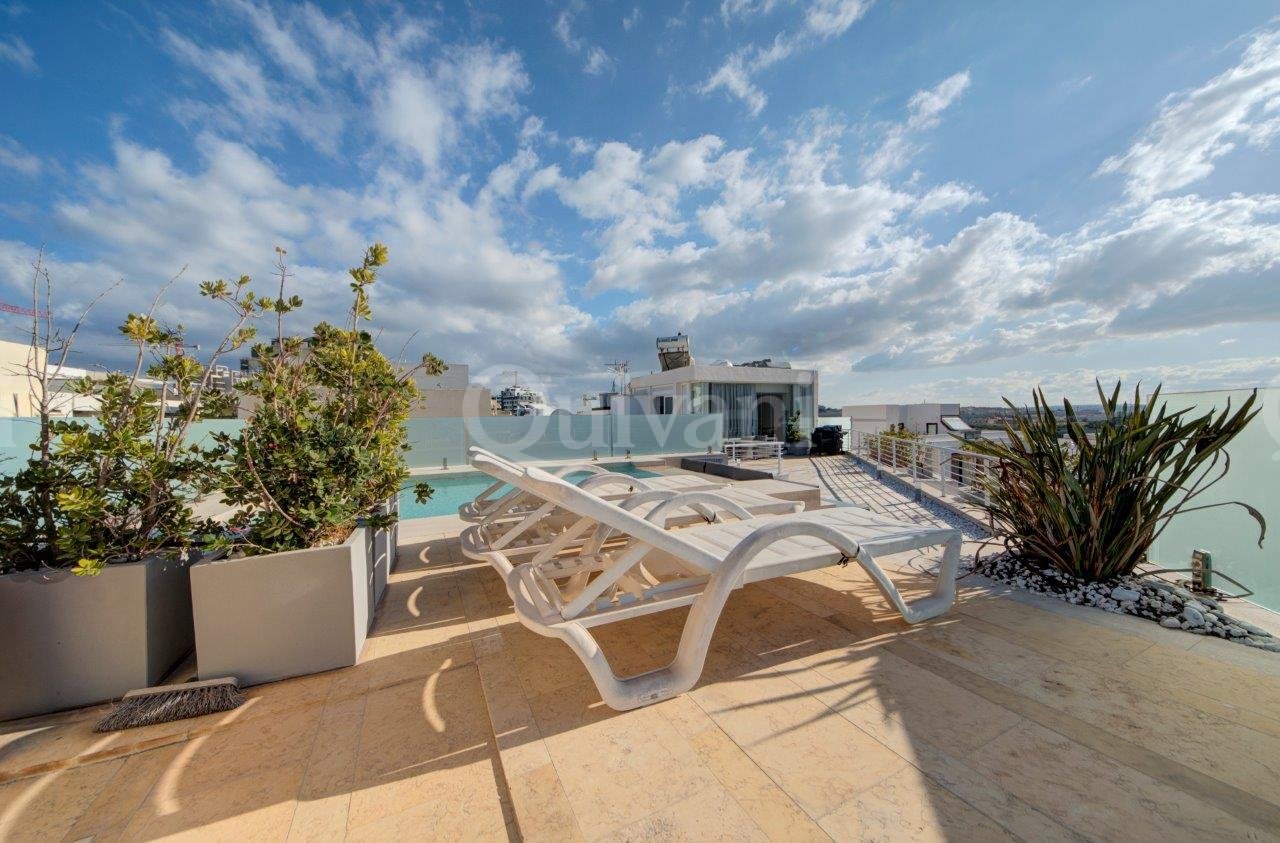 Sliema, Furnished Penthouse