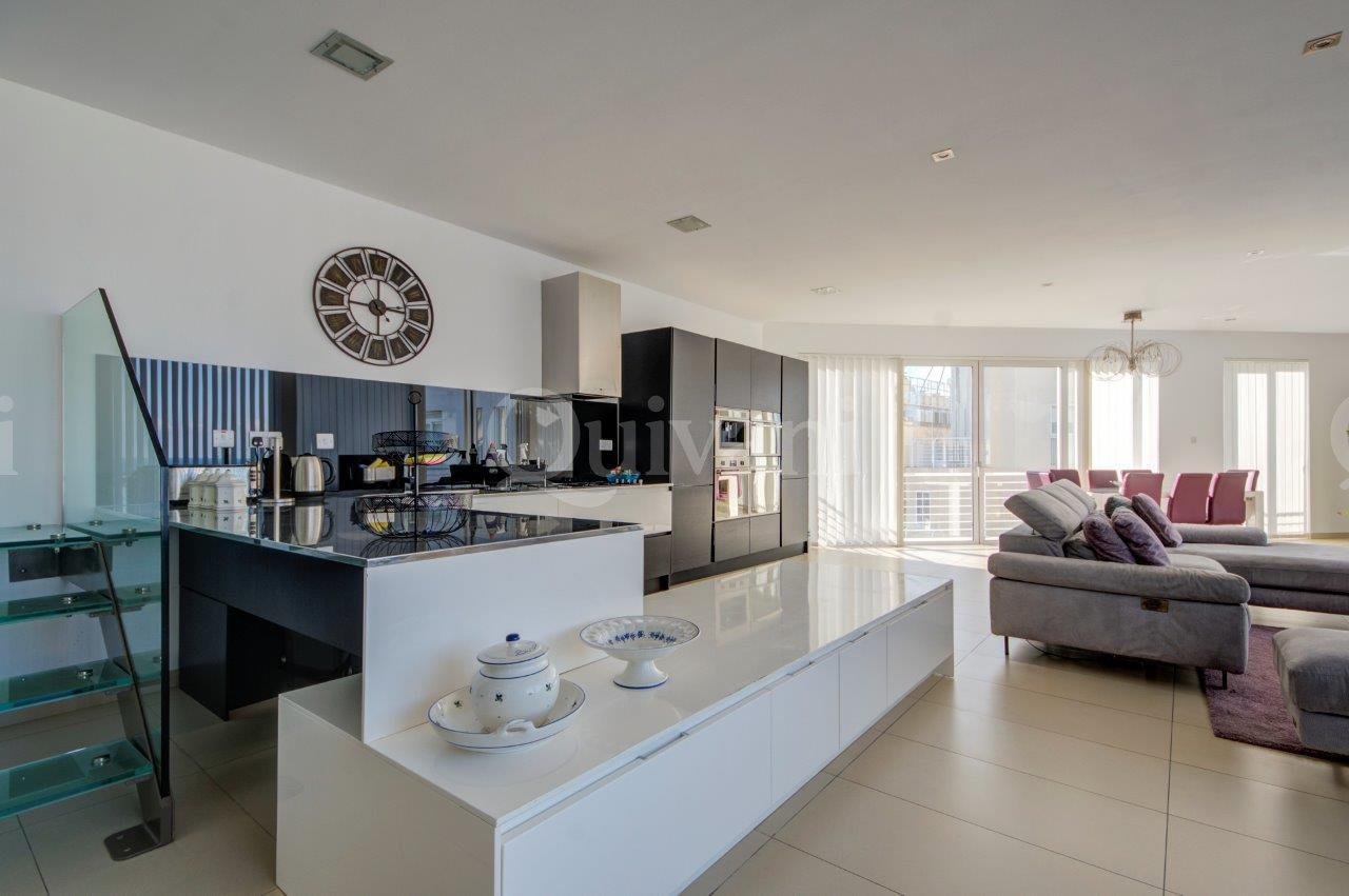 Sliema, Furnished Penthouse