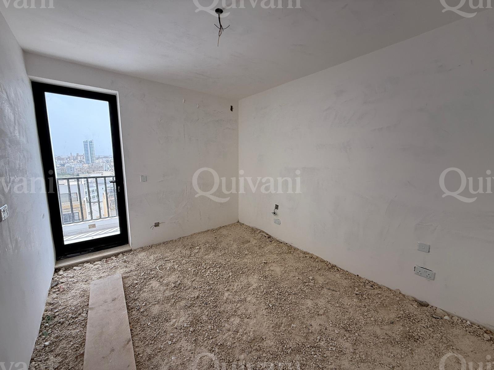 Gzira, Finished Garage