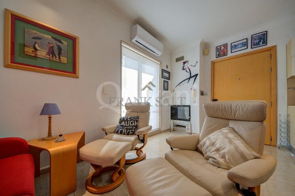 Msida Furnished Apartment with Terrace