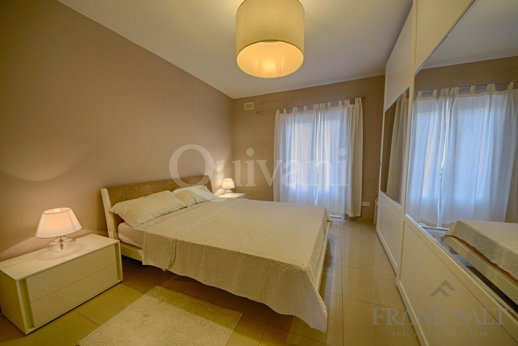 St Julians, Seafront Furnished Apartment