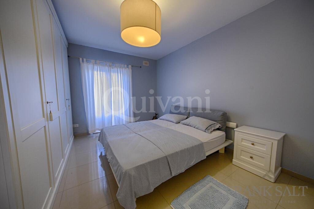 St Julians, Seafront Furnished Apartment