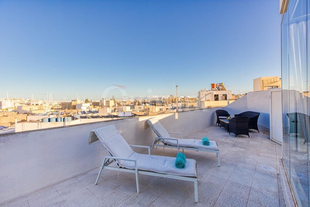 Mosta Furnished Penthouse