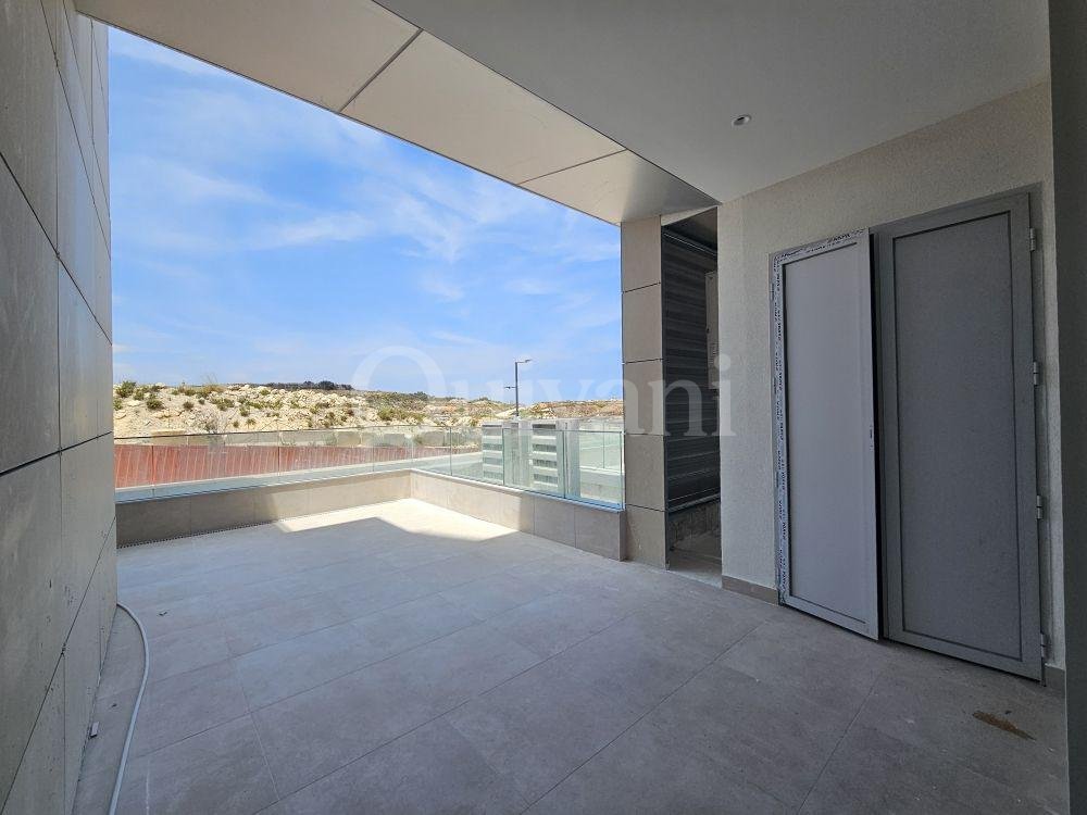 The Shoreline Residence One-bedroom Finished Apartment