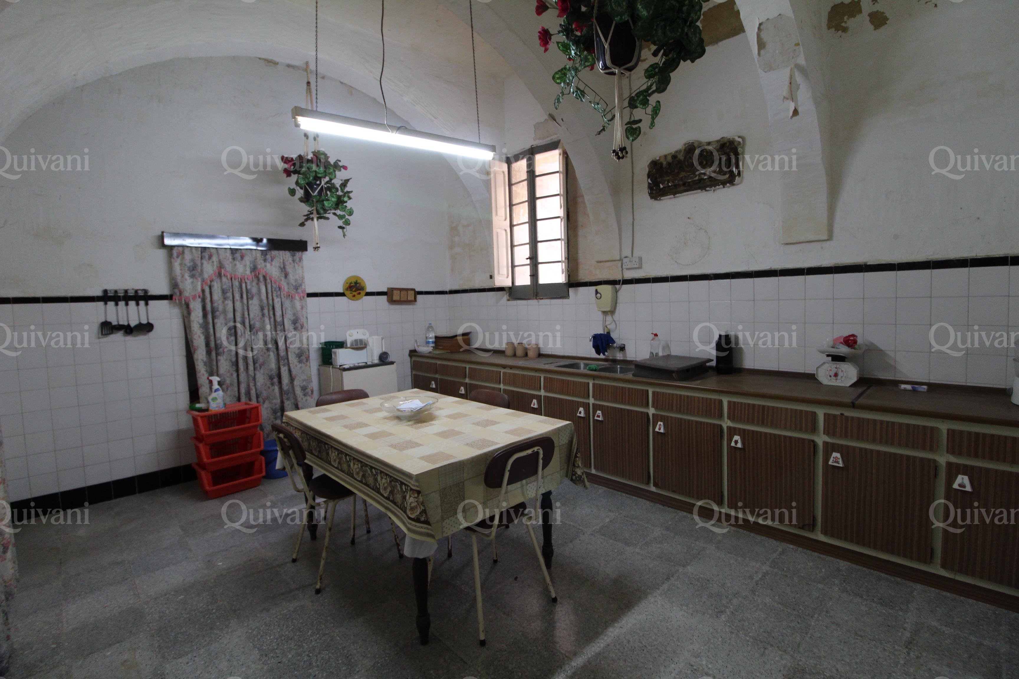 San Lawrenz Unconverted House of Character