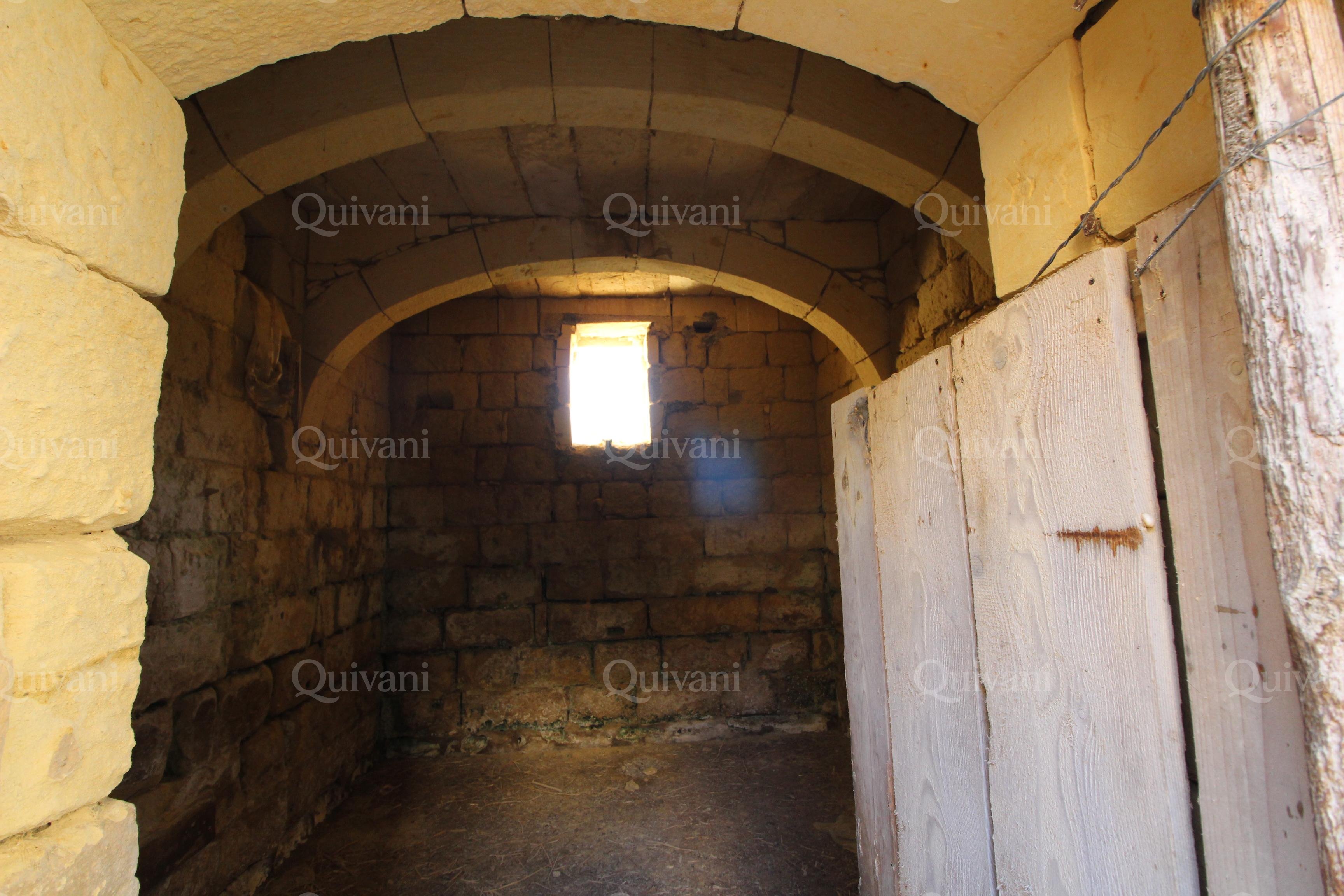 San Lawrenz Unconverted House of Character