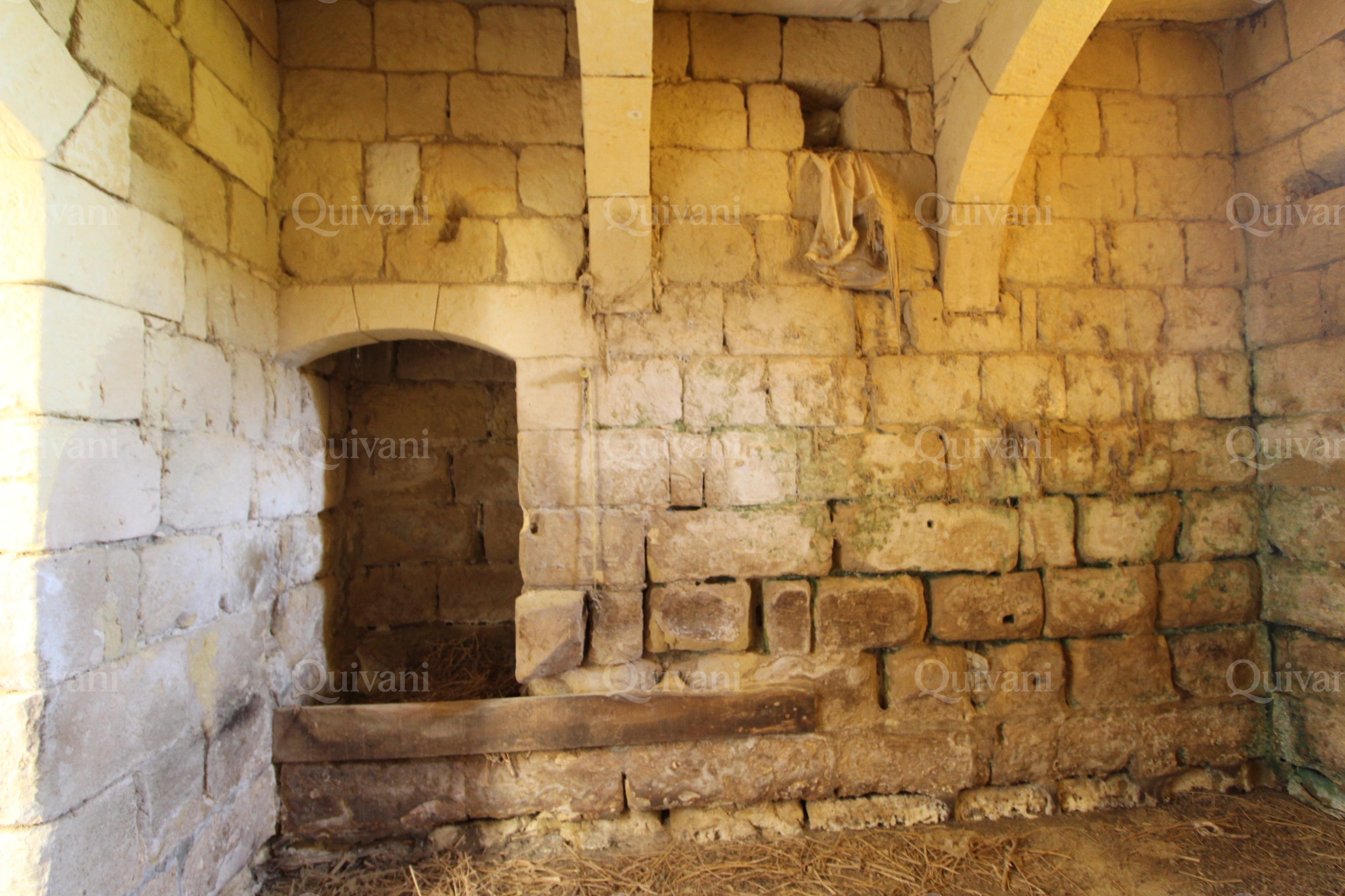 San Lawrenz Unconverted House of Character