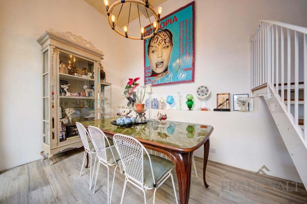 Cospicua, Furnished Courtyard House