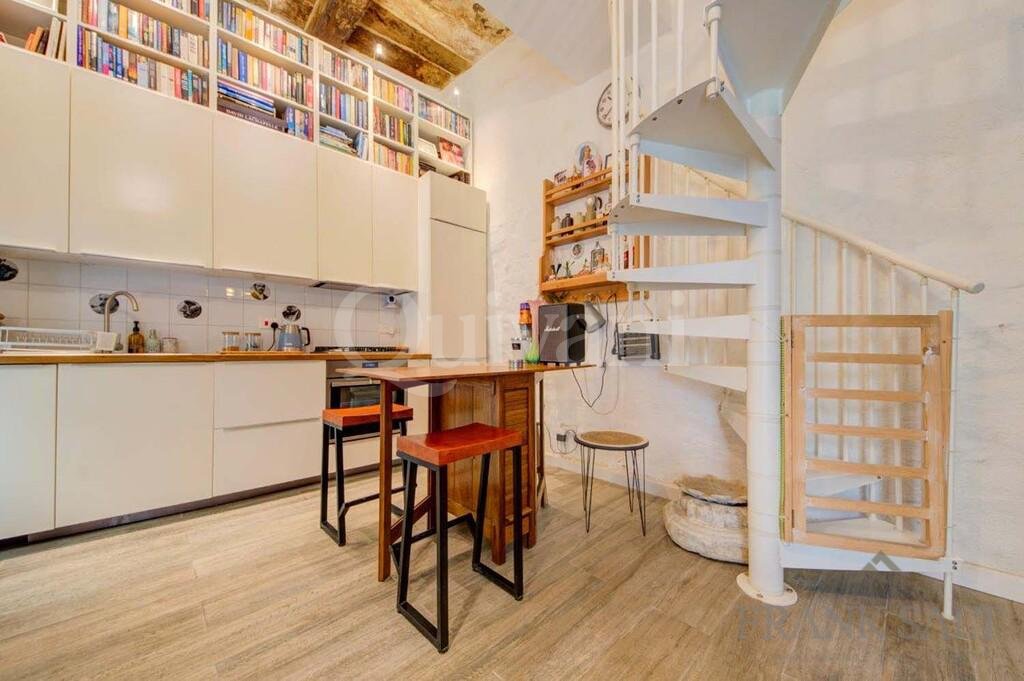 Cospicua, Furnished Courtyard House