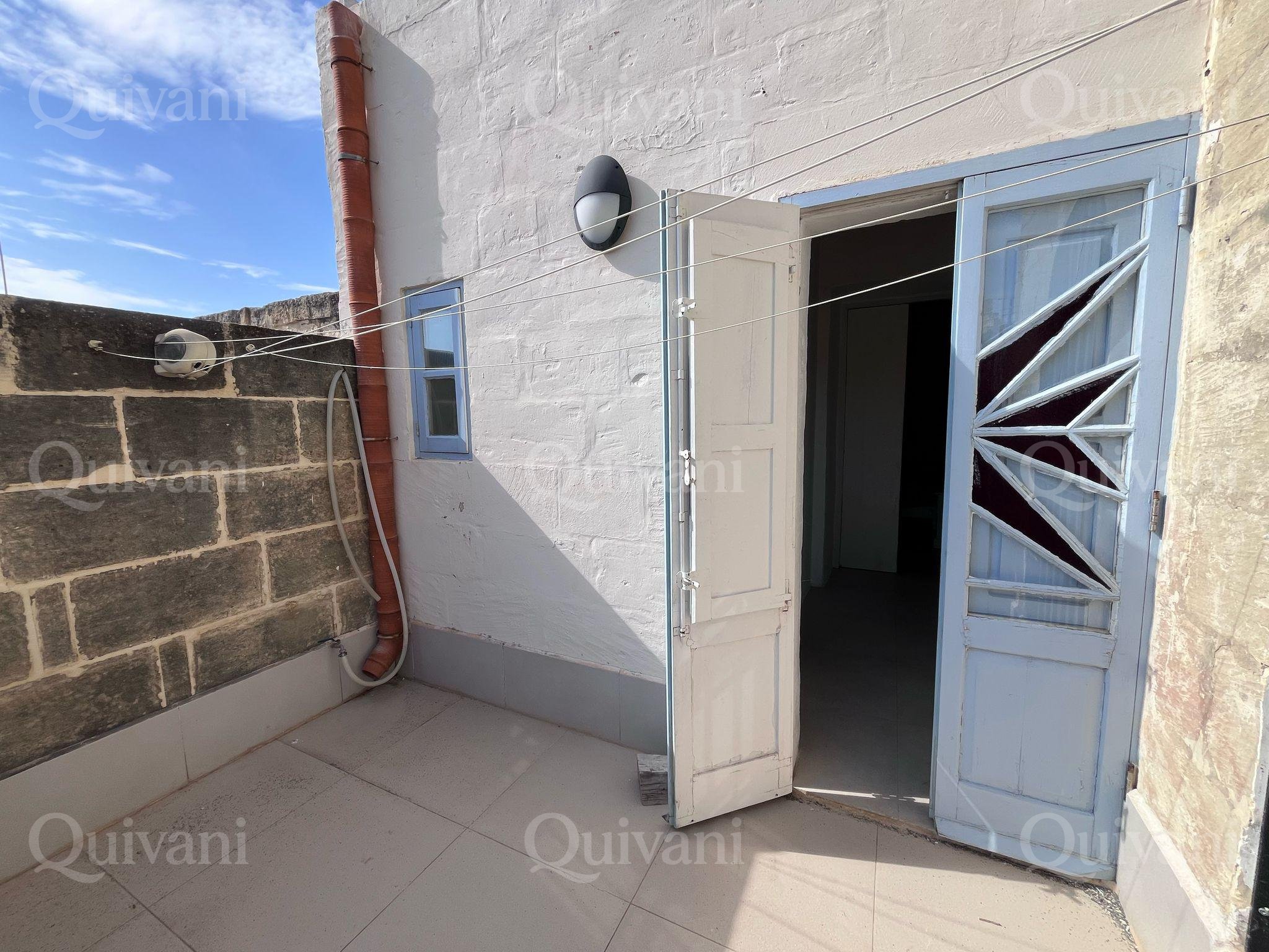 Munxar, Furnished Town House