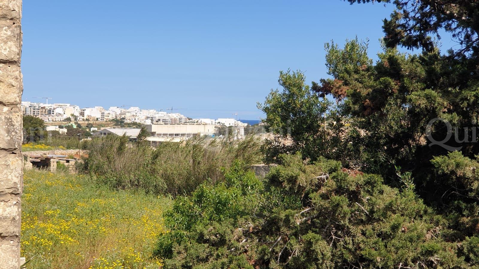 Zejtun Unconverted Farmhouse