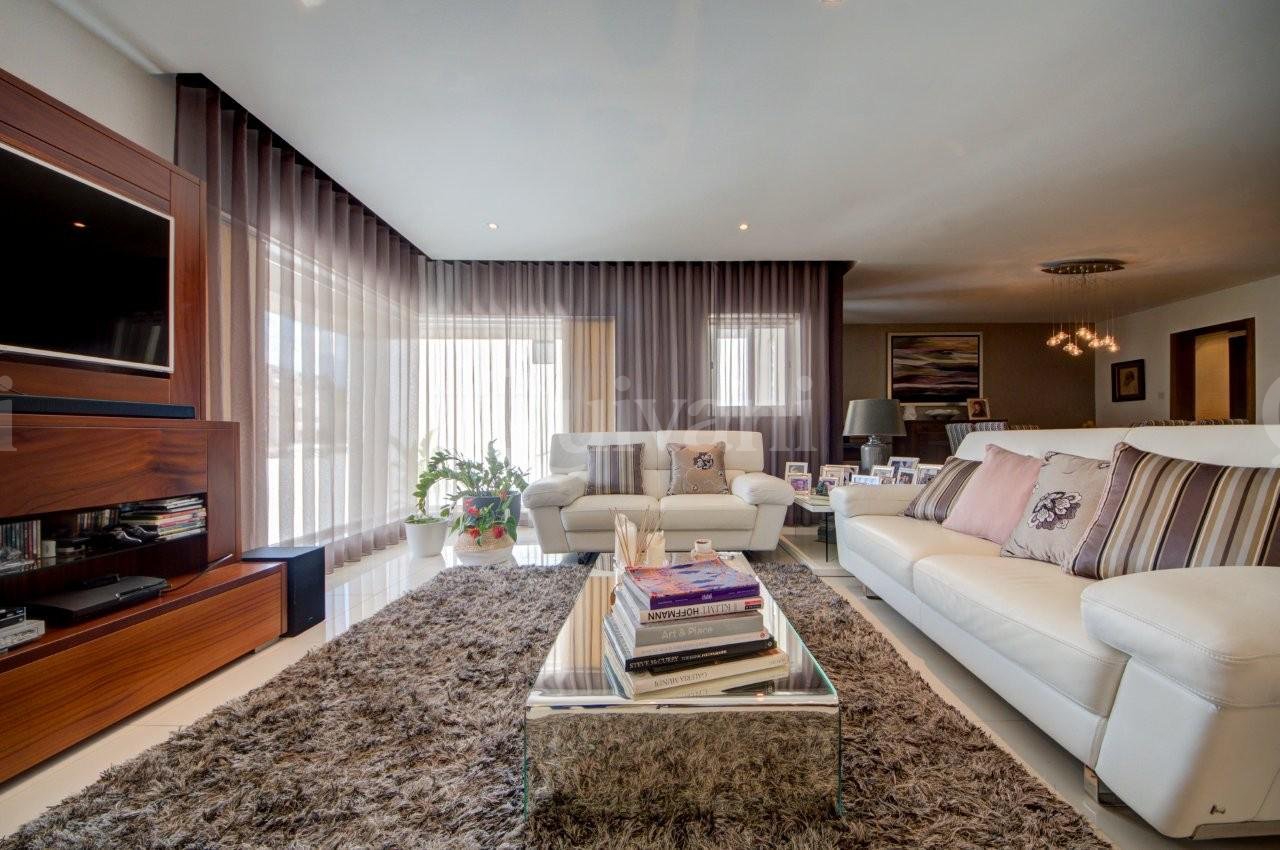 Bahar ic-Caghaq Finished Fully Detached Elevated Maisonette