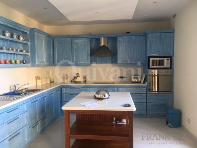 Fort Chambray, Furnished Duplex Apartment