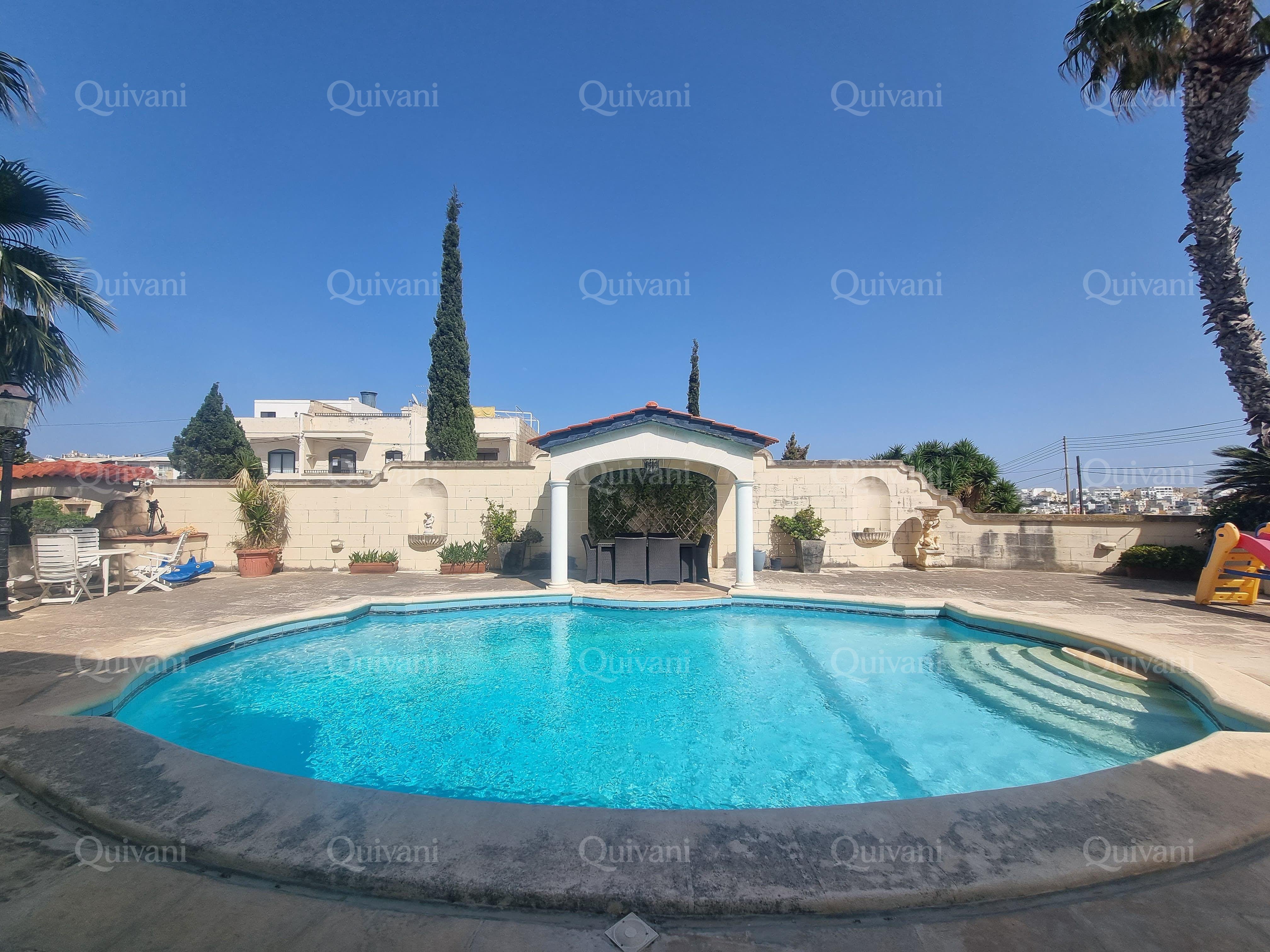 Swieqi Furnished Maisonette