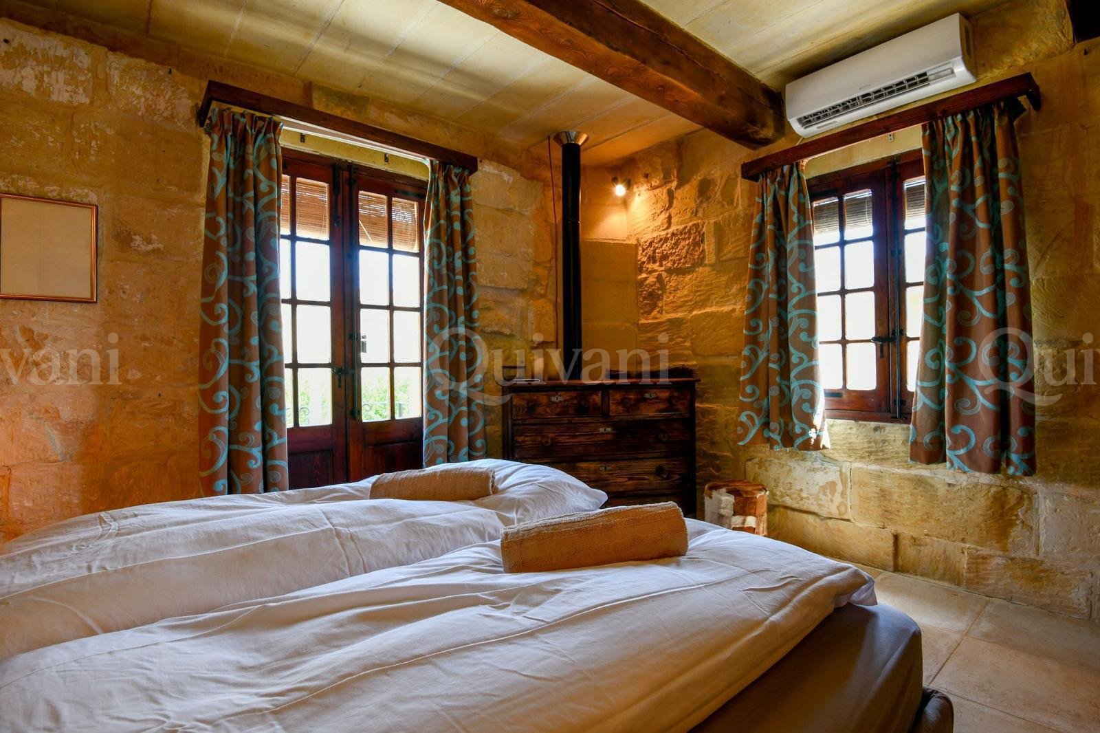 Xaghra Furnished House of Character