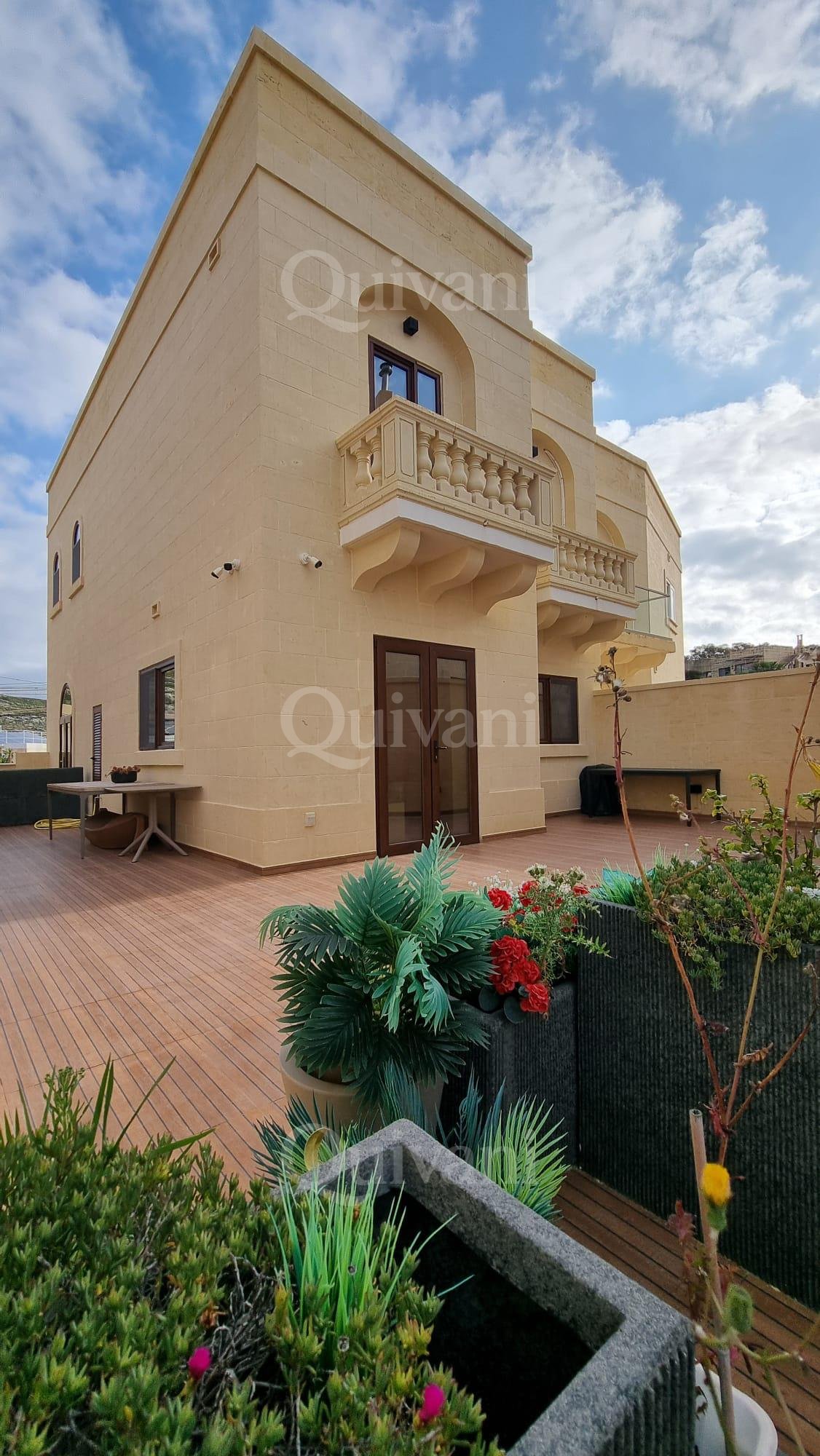 Xlendi Furnished Semi-detached Villa