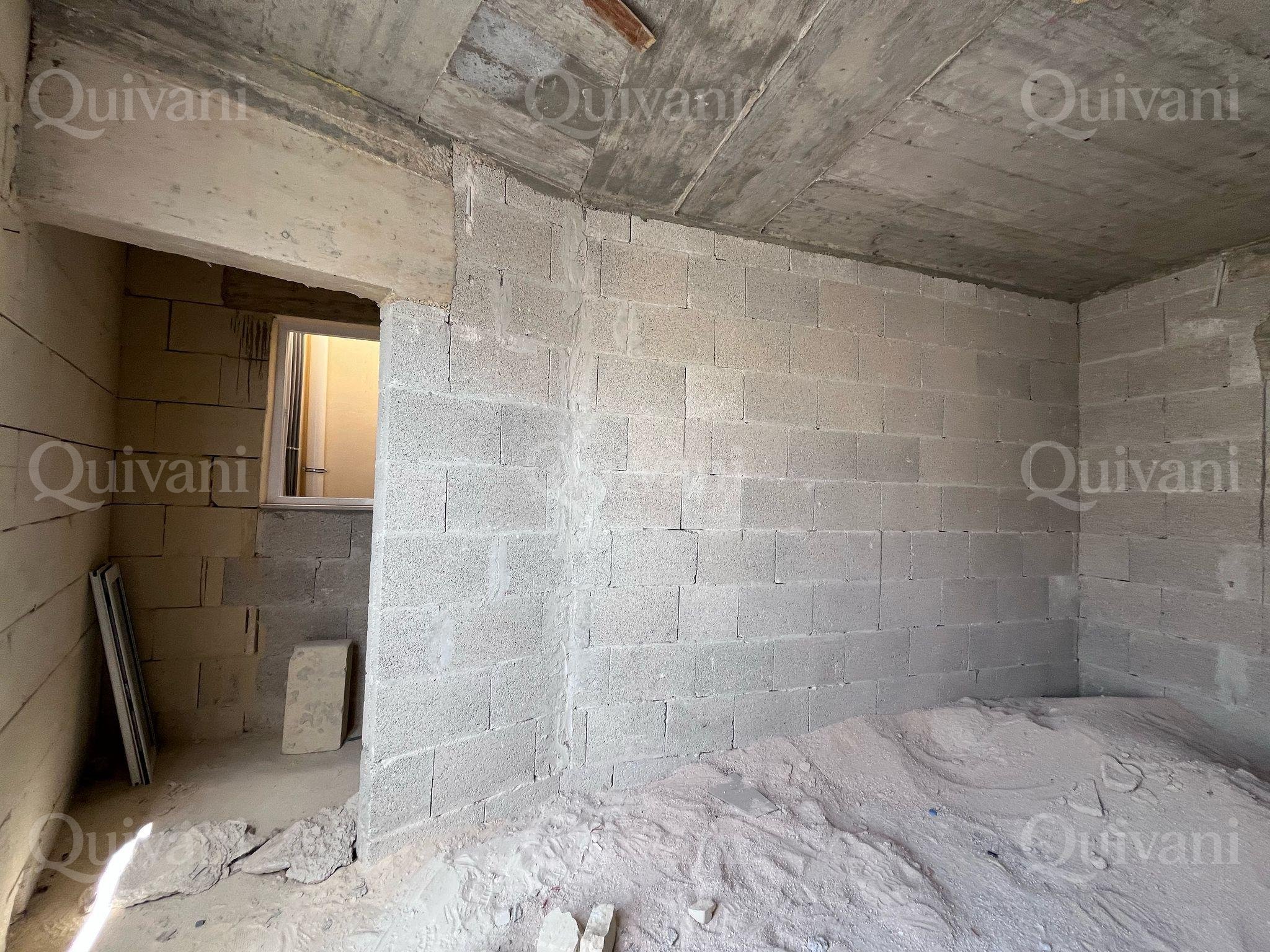 Sannat Shell form Penthouse