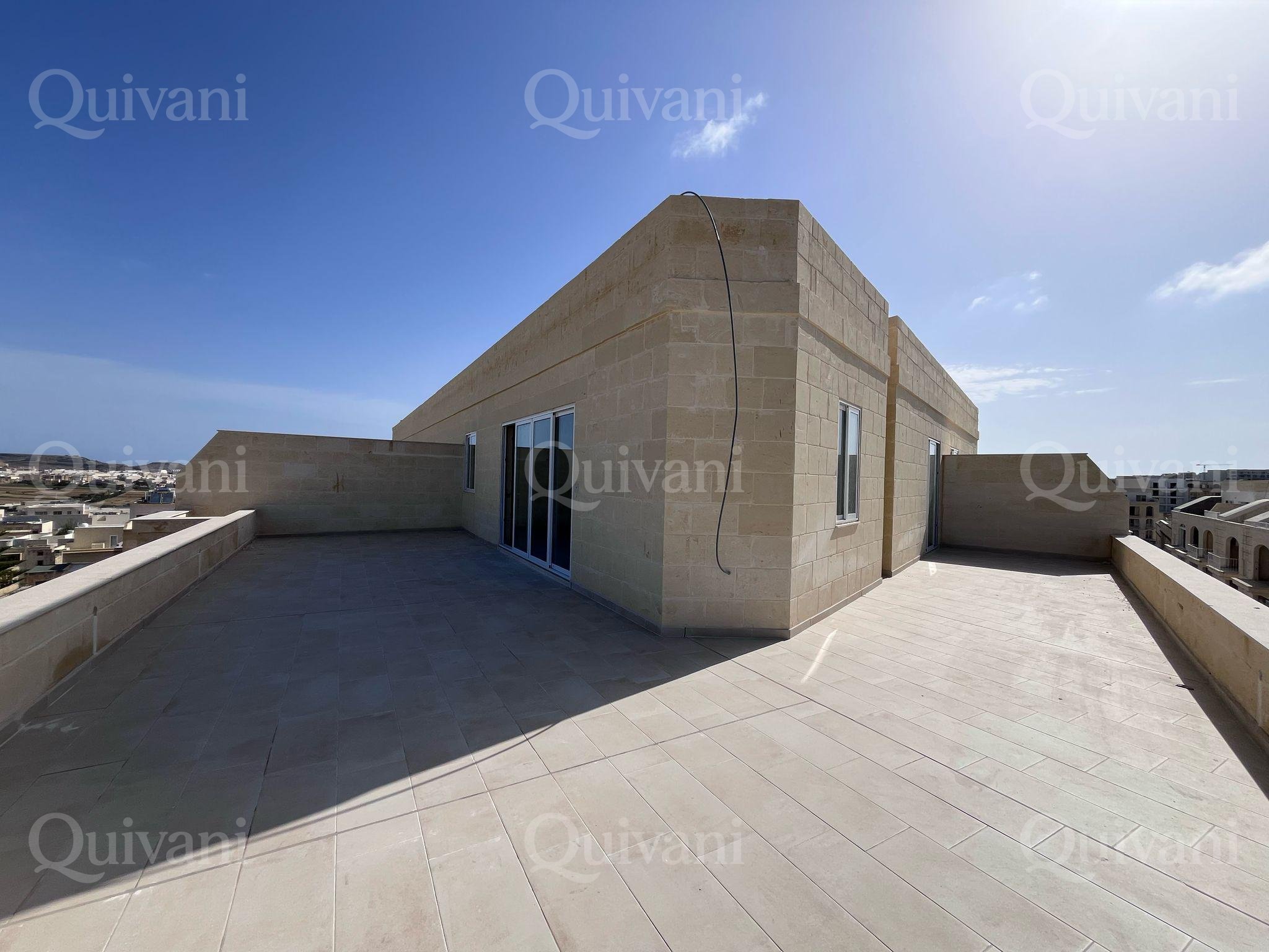 Sannat Shell form Penthouse