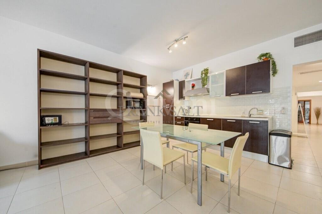 Tas Sellum, Furnished Apartment